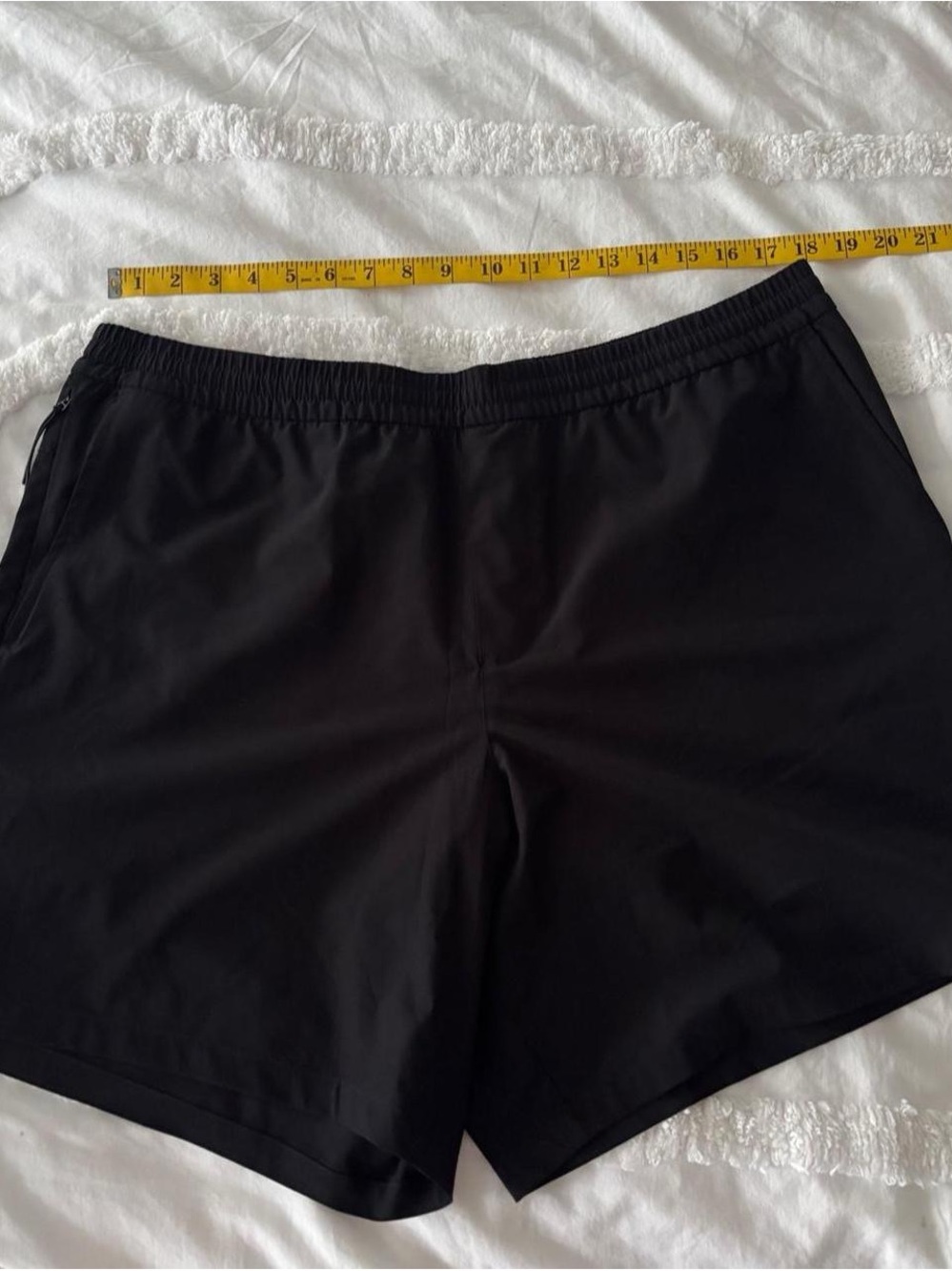 GAP Black Men's Athletic Pull-On Shorts